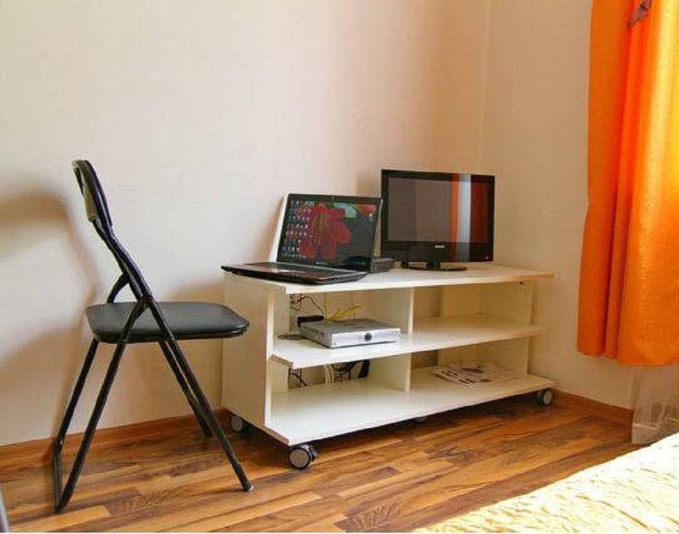 Studio Near The Art Gallery Prag Rum bild